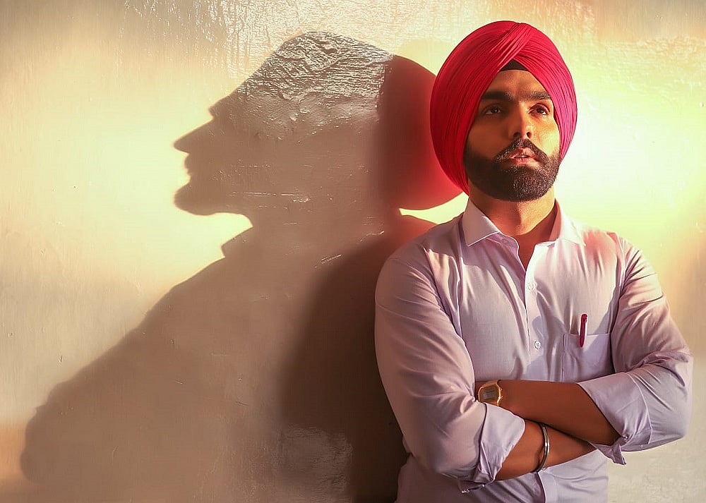 ईरान-इजरायल जंग के बीच यूएई में फंसा एमी विर्क का परिवार, सिंगर ने साझा किया डर, जताई चिंता