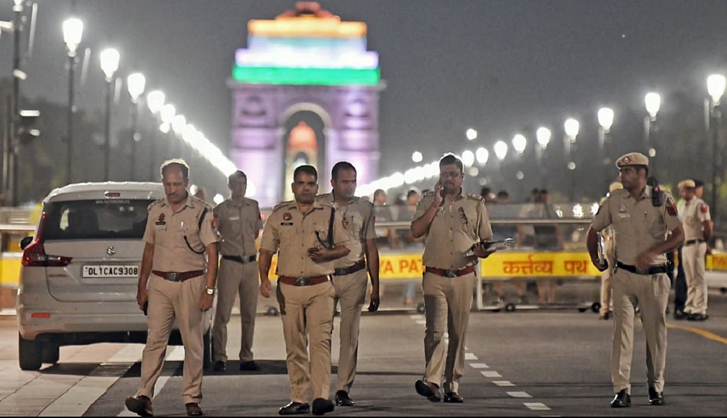 दिल्ली पुलिस में शीर्ष स्तर पर बड़े पैमाने पर तबादला, विशेष आयुक्त, संयुक्त आयुक्त और कई डीसीपी इधर से उधर