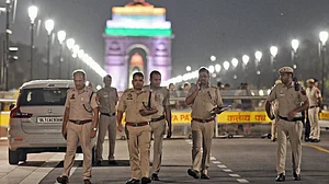 दिल्ली पुलिस में शीर्ष स्तर पर बड़े पैमाने पर तबादला, विशेष आयुक्त, संयुक्त आयुक्त और कई डीसीपी इधर से उधर