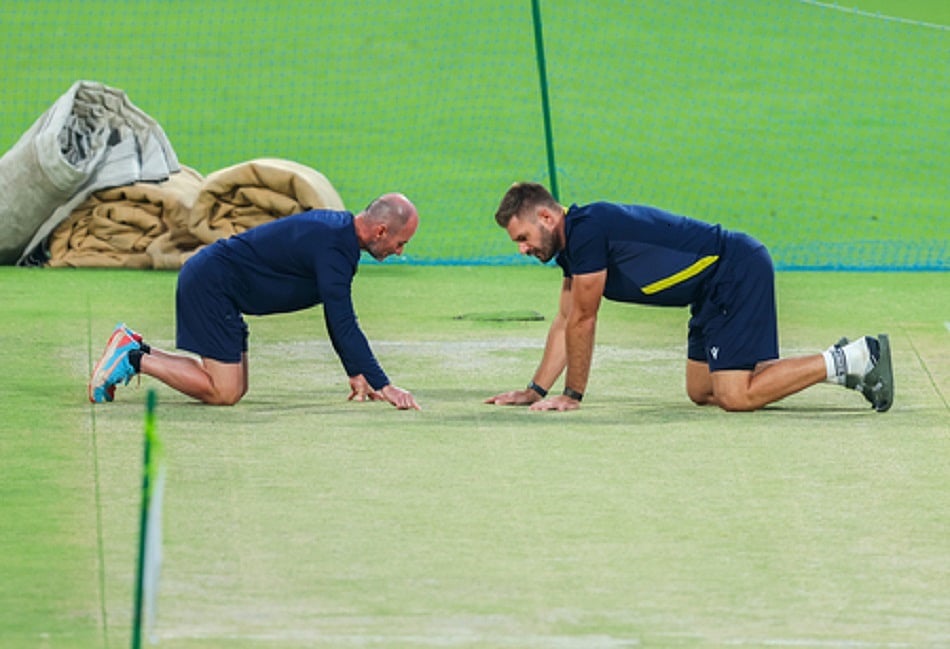 खेलः साउथ अफ्रीका-न्यूजीलैंड के बीच पहला सेमीफाइनल आज और सिद्धिविनायक पहुंचे भारतीय खिलाड़ी, लिया आशीर्वाद