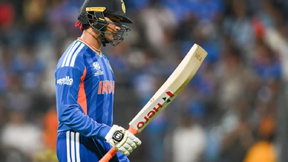 टी20 वर्ल्ड कप: सेमीफाइनल में भी खामोश रहा अभिषेक शर्मा का बल्ला, ऑफ स्पिन गेंदबाजी बनी कमजोरी