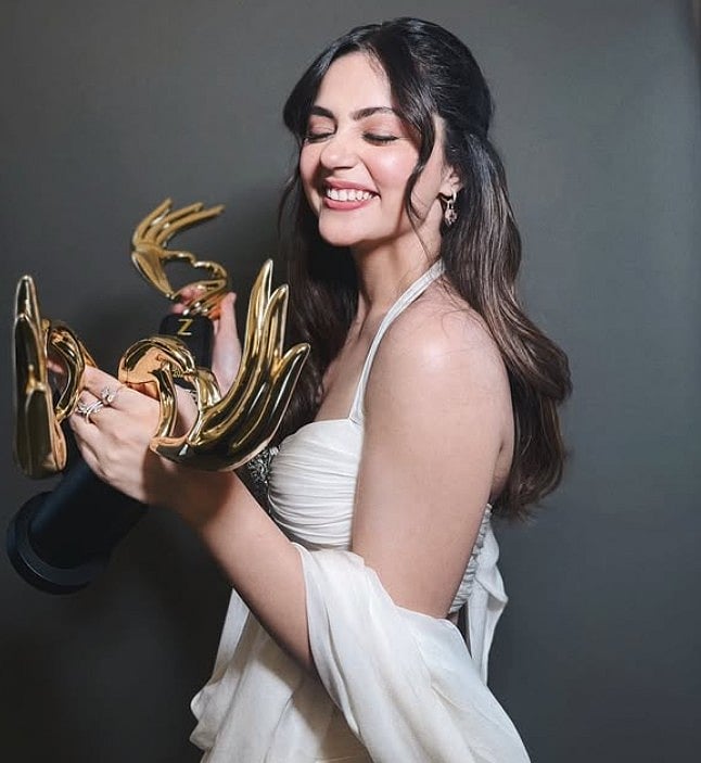 सिनेजीवन: अक्षय कुमार ने बताई आपनी ख्वाहिश और एक्टर फरदीन खान के पोस्ट ने जीता फैंस का दिल