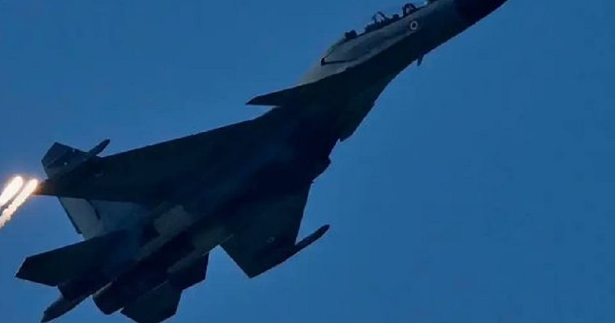 असम से उड़ा वायु सेना का सुखोई-30 लड़ाकू विमान हुआ लापता, अचानक रडार से हुआ गायब, खोज अभियान शुरू