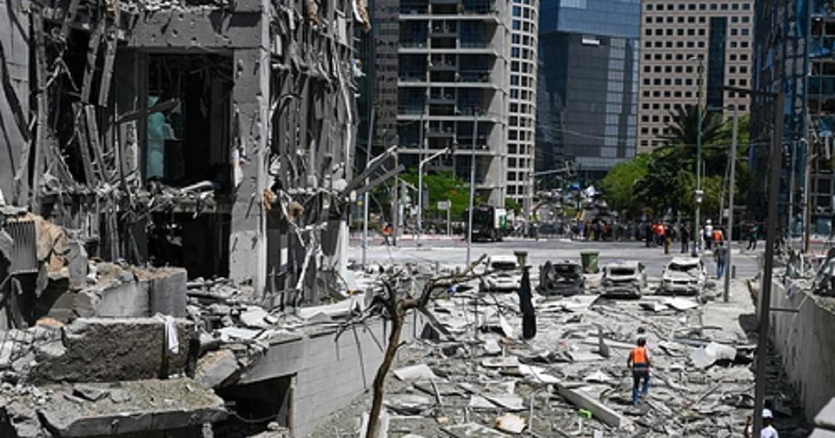 कतर में फंसे भारतीयों के लिए दूतावास ने जारी की एडवाइजरी, जरूरी होने पर ही बाहर निकलने की दी सलाह