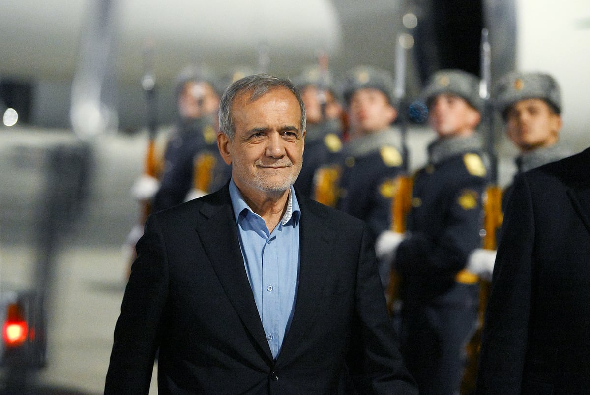 ईरानी राष्ट्रपति ने पड़ोसी देशों पर हमला नहीं करने किया ऐलान