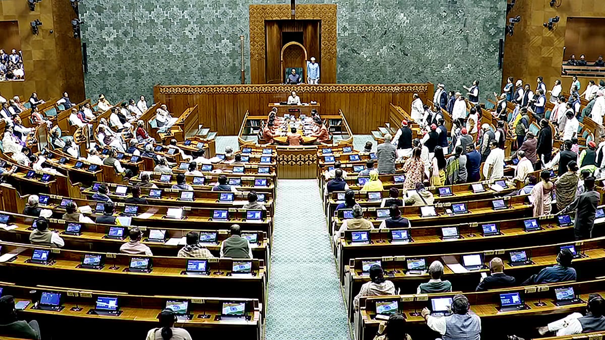 लोकसभा अध्यक्ष के खिलाफ अविश्वास प्रस्ताव: आखिर क्यों उठाना पड़ा विपक्ष को ऐसा कदम