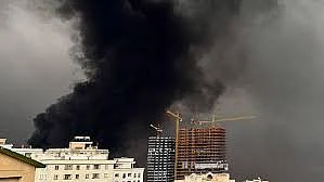 Israel Iran war: अमेरिकी हवाई हमलों के बाद ईरान में काली और एसिड रेन, विशेषज्ञों ने स्वास्थ्य खतरों की चेतावनी दी