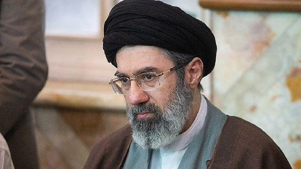 अमेरिकी बेस पर हमले जारी रहेंगे, होर्मुज स्टेट बंद रहेगा, हर मौत का पूरा बदला लेगा ईरानः मोजतबा खामेनेई