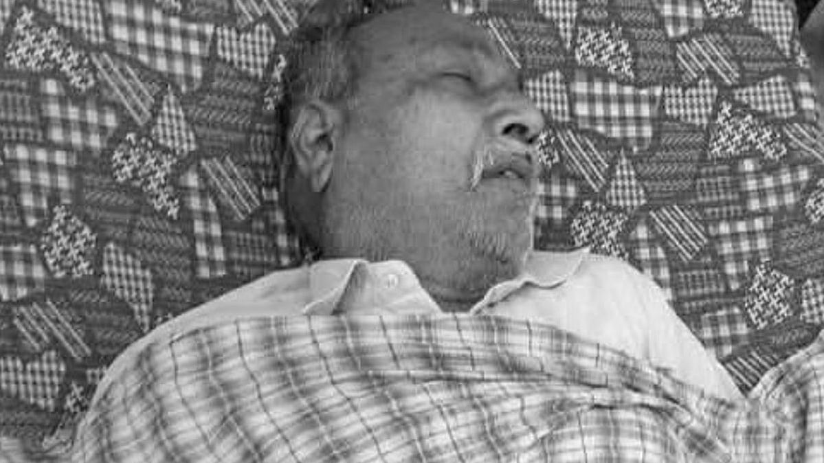 रसोई गैस संकट से देश में पहली मौत, LPG की लाइन में लगे बुजुर्ग को आया हार्ट अटैक, बारी आने से पहले थम गई सांस