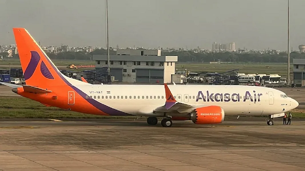 अकासा एयर ने भी 15 मार्च से सभी उड़ानों पर ईंधन अधिभार लगाने का किया ऐलान, मध्य-पूर्व में जारी जंग का असर