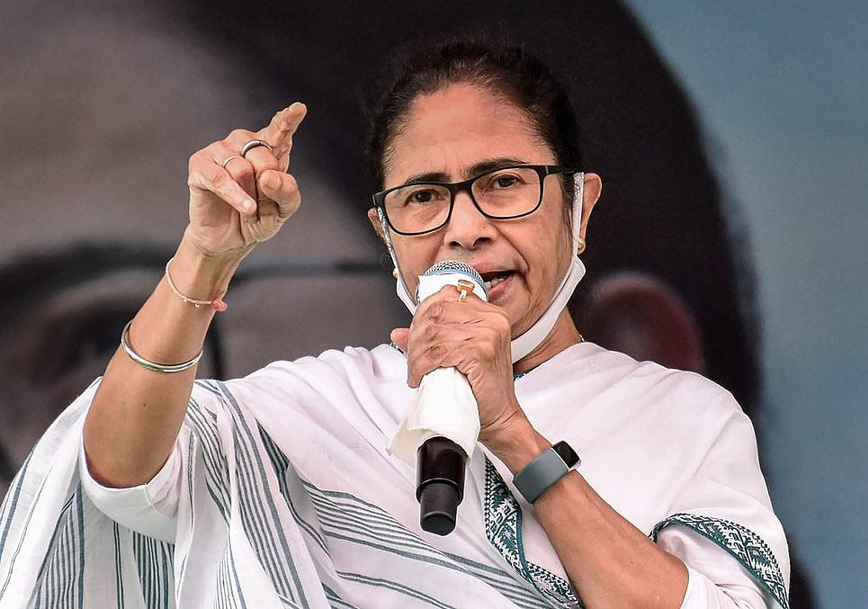 ममता बनर्जी ने ईद से पहले अधिकारियों के तबादलों पर उठाए सवाल, पूछा- क्या दंगे भड़काने का कोई इरादा है?
