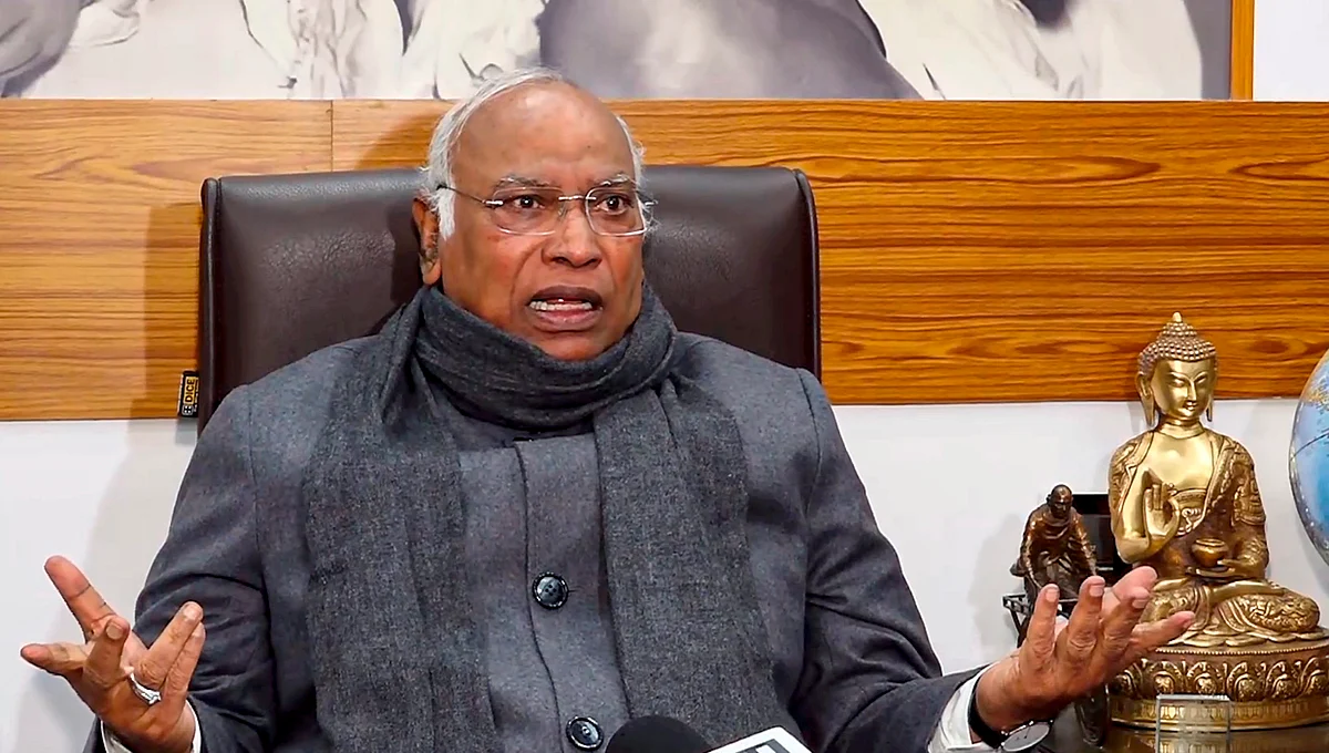 "महिला आरक्षण अधिनियम पर PM की अध्यक्षता में सर्वदलीय बैठक हो', कांग्रेस अध्यक्ष ने रीजीजू के पत्र का दिया जवाब