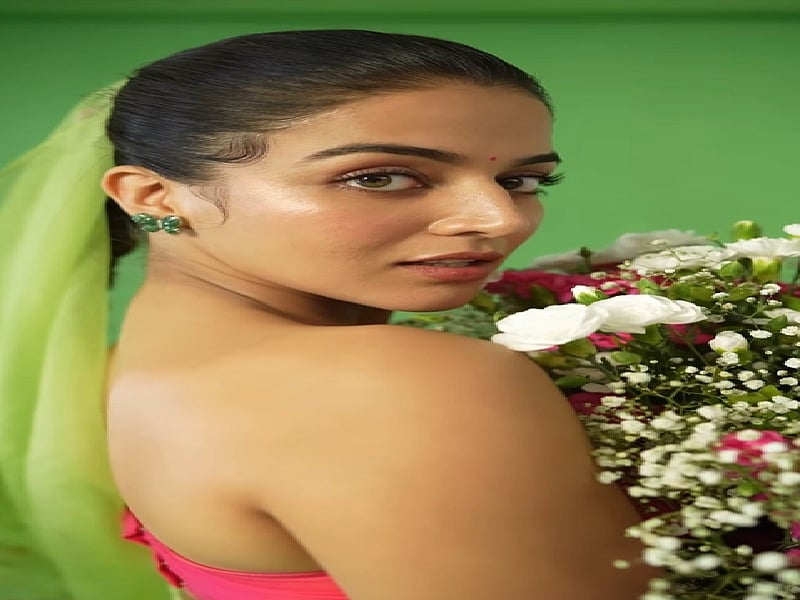 सिनेजीवन: नीरज घेवान की 'होमबाउंड' ने रचा इतिहास और खेसारी लाल यादव का टीवी पर दिखेगा जलवा