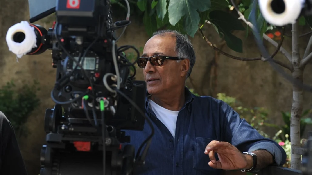 ईरानी फिल्ममेकर कियारोस्तामी का घर बमबारी में तबाह, तेहरान ने पूछा- क्या वो भी अमेरिका के लिए खतरा था?