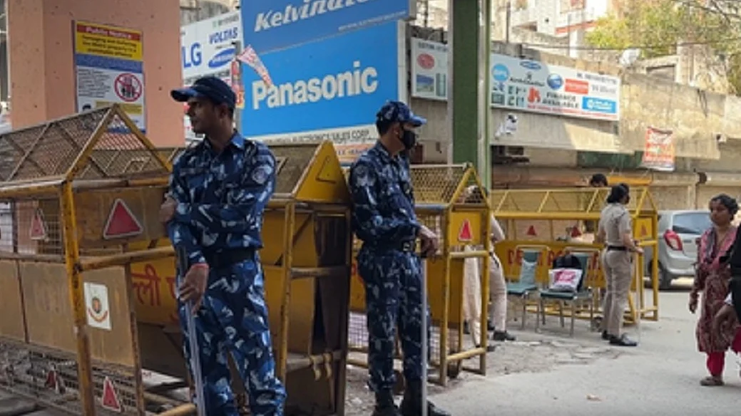 दिल्लीः रामनवमी पर उत्तम नगर में कड़ी सुरक्षा व्यवस्था, 650 से ज्यादा पुलिस और CRPF जवान तैनात