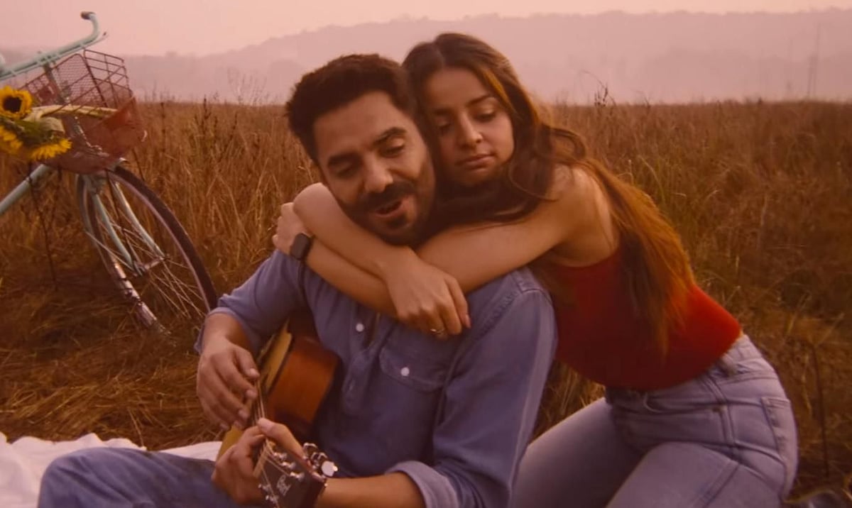 सिनेजीवन: शाहरुख ने पहले ही कर दी रणवीर के बड़े स्टार बनने की भविष्यवाणी और अपारशक्ति का नया गाना ‘तेरे पीछे’ रिलीज