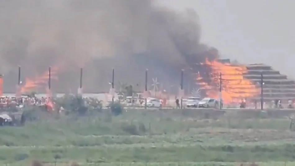 अयोध्या के राजघाट में हो रहे महायज्ञ में लगी भीषण आग, मची अफरा-तफरी, अखिलेश ने प्रशासन पर उठाए सवाल