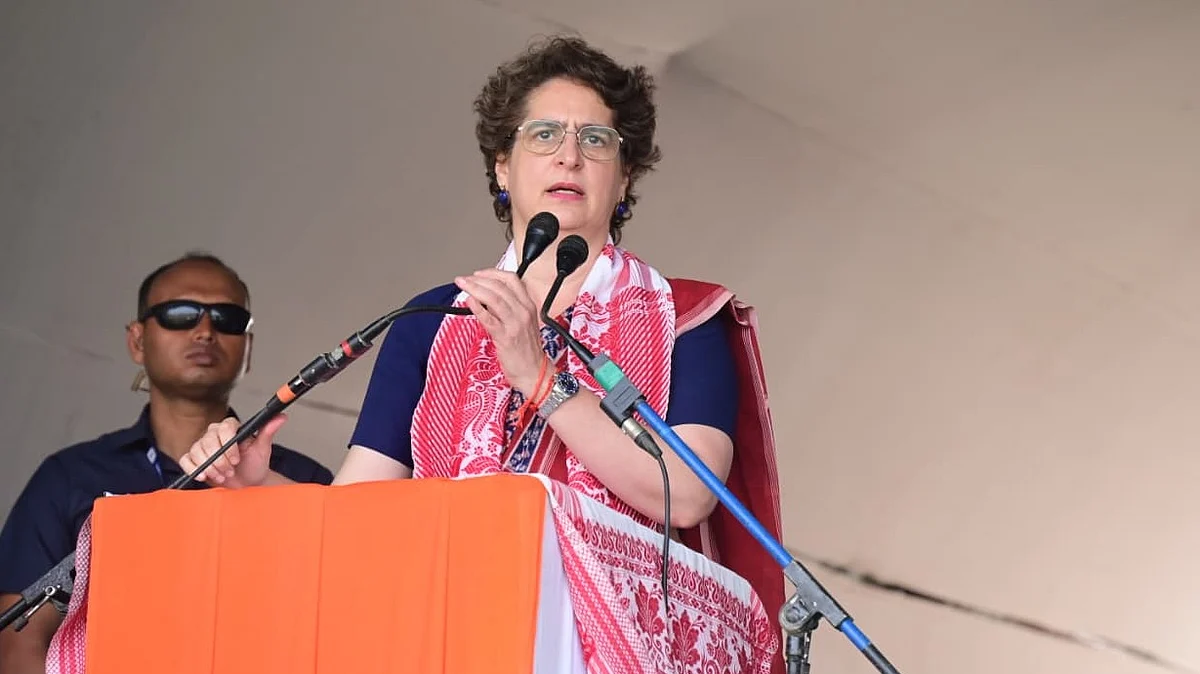 पश्चिम एशिया संकट का असर जल्द दिखने के लिए मोदी सरकार की नीतियां जिम्मेदारः प्रियंका गांधी