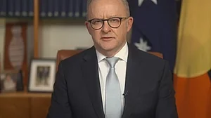 ऑस्ट्रेलिया के पीएम की जनता को चेतावनी- जंग के कारण आने वाले महीने आसान नहीं, फ्यूल बचाएं