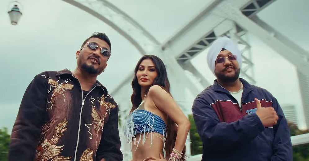 सिनेजीवन: डिंपल कपाड़िया को बॉम्बे हाईकोर्ट से राहत और अक्षय कुमार की शरारत से 'परेशान' हुईं ट्विंकल खन्ना