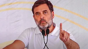 SC/ST कानून को लेकर प्रदर्शन करने वाले युवाओं पर दर्ज केस वापस हो, राहुल गांधी ने पीएम को लिखा पत्र