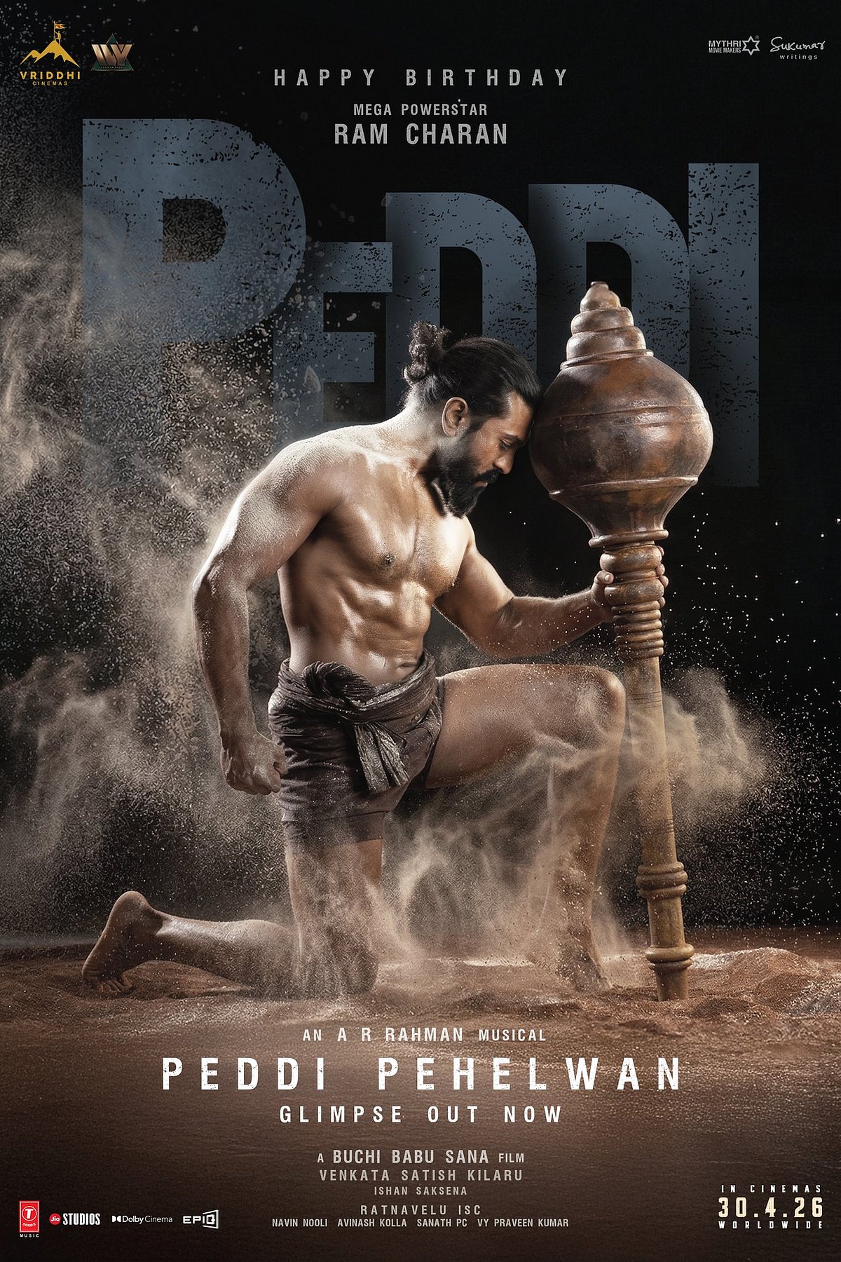 सिनेजीवन: एक्शन के मैदान में अहान पांडे की एंट्री और मां बनी सोनम कपूर ने हॉस्पिटल की टीम का जताया आभार