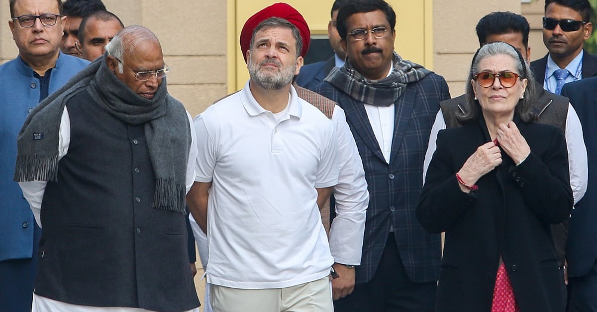 पश्चिम बंगाल चुनावः पहले चरण के लिए कांग्रेस के 40 स्टार प्रचारकों की सूची जारी, कई दिग्गजों के नाम शामिल