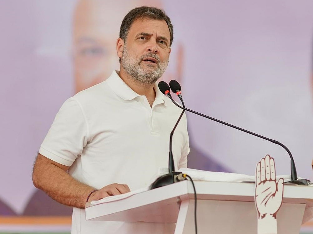 पुडुचेरी से राहुल गांधी का वादा- पूर्ण राज्य का दर्जा, बेरोजगारों को 2000 रुपए महीना और महिलाओं को मुफ्त बस सेवा