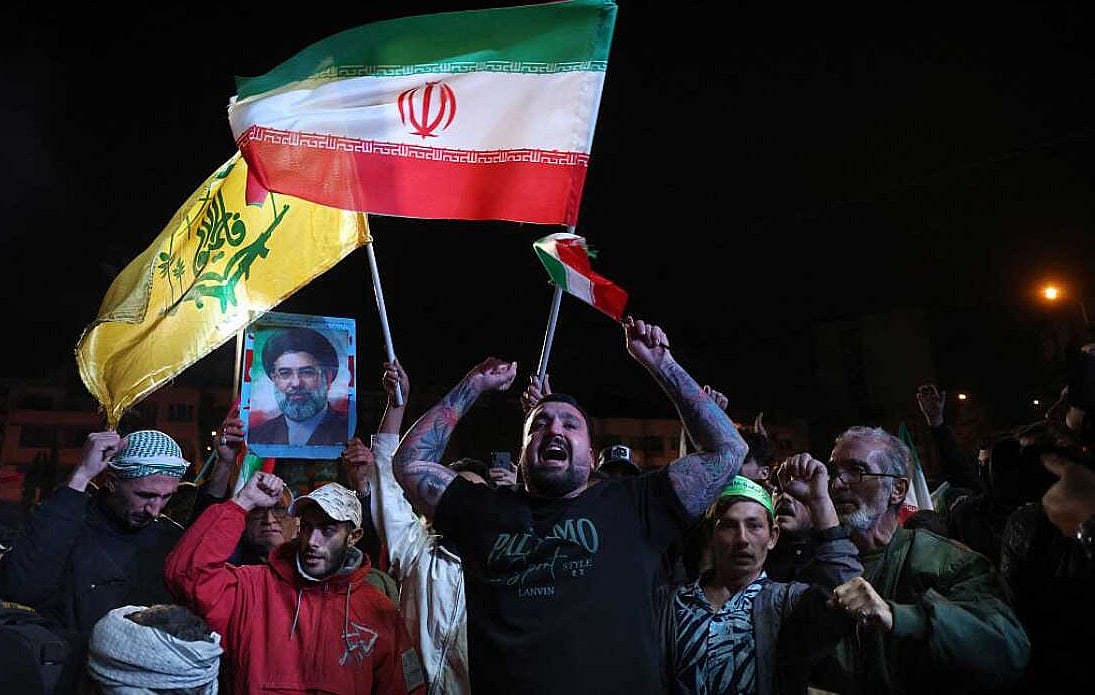 मिडिल ईस्ट में सीजफायरः रूस-स्पेन का अमेरिका पर तंज, जर्मनी, फ्रांस और यूक्रेन ने किया स्वागत