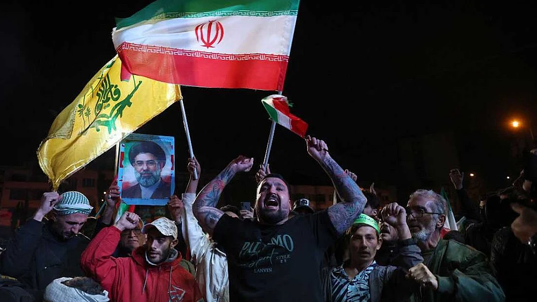 मिडिल ईस्ट में सीजफायरः रूस-स्पेन का अमेरिका पर तंज, जर्मनी, फ्रांस और यूक्रेन ने किया स्वागत