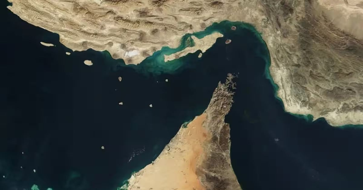 बड़ी खबर LIVE: हिजबुल्ला पर हमले के बाद ईरान ने फिर बंद किया होर्मुज स्ट्रेट, क्या टूट गया सीजफायर?