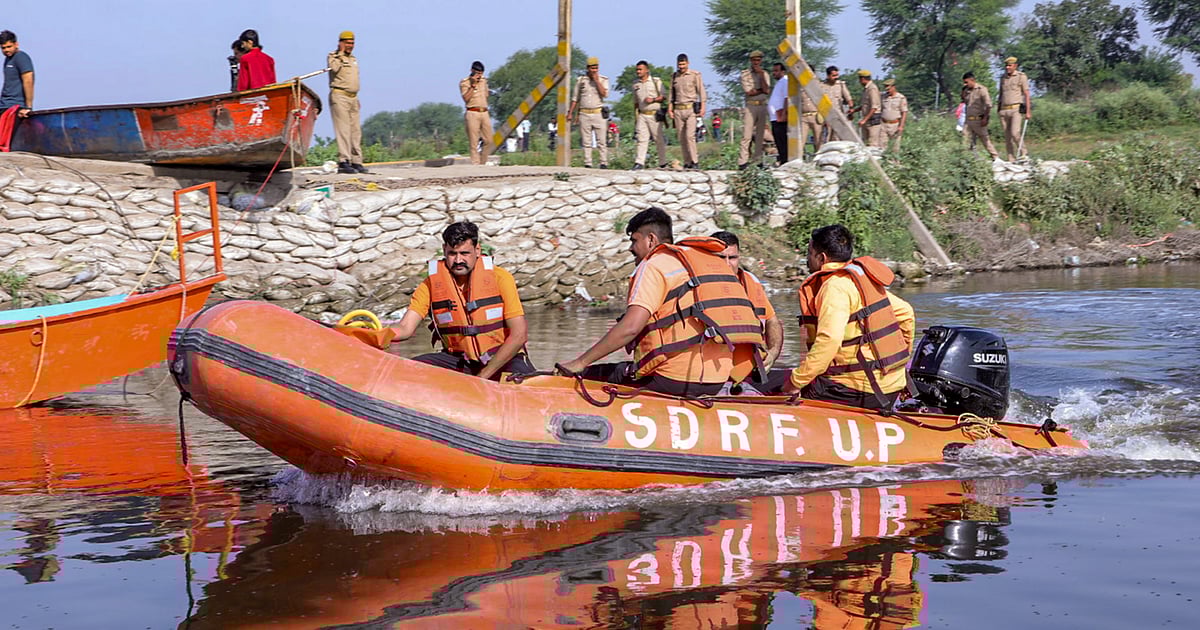 UP: मथुरा नाव दुर्घटना में मरने वालों की संख्या बढ़कर हुई 11, हादसे के बाद से फरार नाविक गिरफ्तार