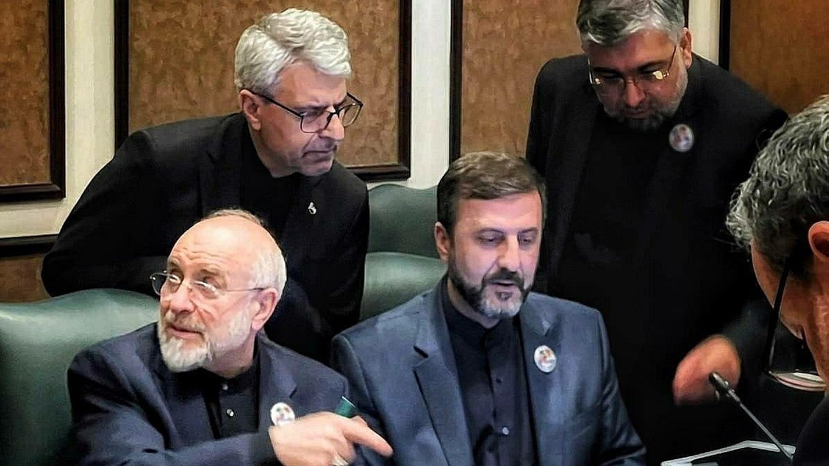 इस्लामाबाद वार्ता में पहले दौर की चर्चा का सार: न्यूक्लियर-मिसलाइल प्रोग्राम से लेकर होर्मुज और लेबनान पर बातचीत