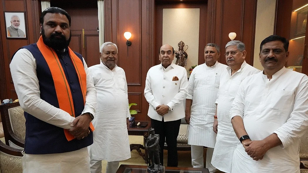 नीतीश ने दिया इस्तीफा, सम्राट चौधरी चुने गए BJP विधायक दल के नेता, बुधवार को लेंगे सीएम  पद की शपथ