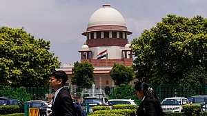 बंगालः ट्रिब्यूनल में अपील मंजूर होने पर लोग दे सकेंगे वोट, सुप्रीम कोर्ट का बड़ा फैसला, ममता ने किया स्वागत