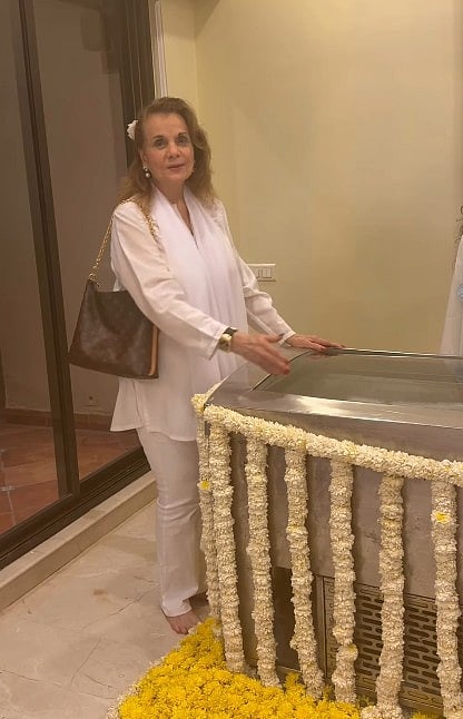 सिनेजीवन: आशा भोसले की याद में भावुक हुए सितारे और सामने आई 'पति पत्नी और वो 2' की रिलीज डेट