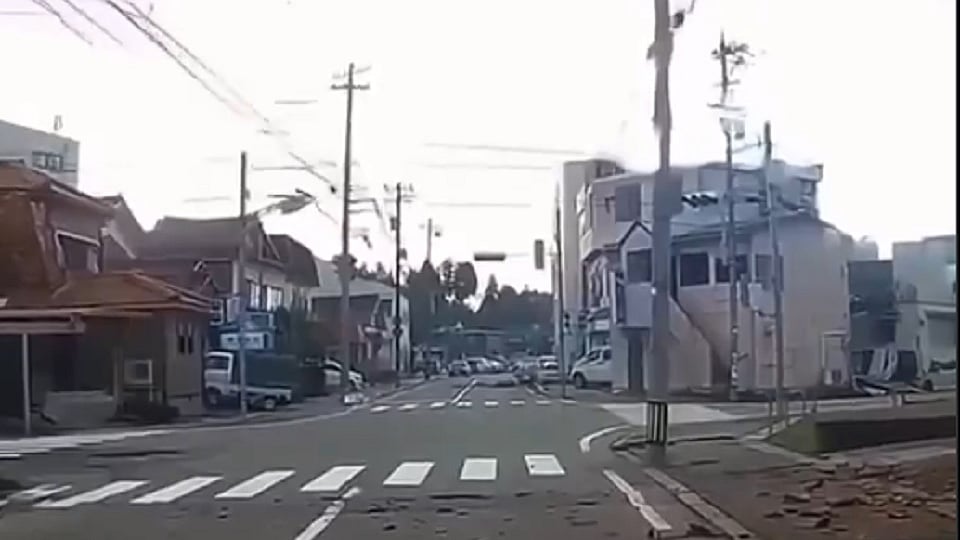 जापान के उत्तर-पूर्वी तट पर 7.5 तीव्रता का शक्तिशाली भूकंप, सुनामी की चेतावनी जारी