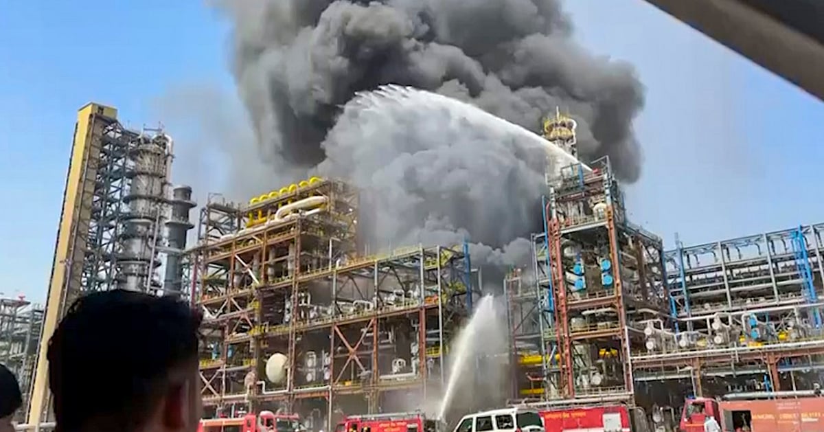 राजस्थान: उद्धाटन से एक दिन पहले पचपदरा रिफाइनरी में भीषण आग लगी, पीएम मोदी का कार्यक्रम स्थगित