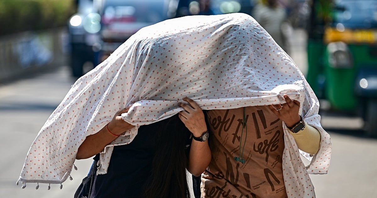 दिल्ली में लू का 'येलो अलर्ट', पारा 44°C तक जाने के आसार