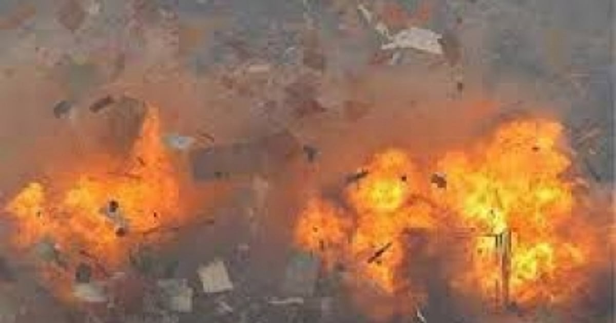 बड़ी खबर LIVE: केरल के त्रिशूर में पटाखा निर्माण फैक्ट्री में विस्फोट, 7 लोगों की मौत, कई घायल