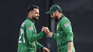 ड्रग टेस्ट पॉजिटिव पाए गए पाक क्रिकेटर मोहम्मद नवाज