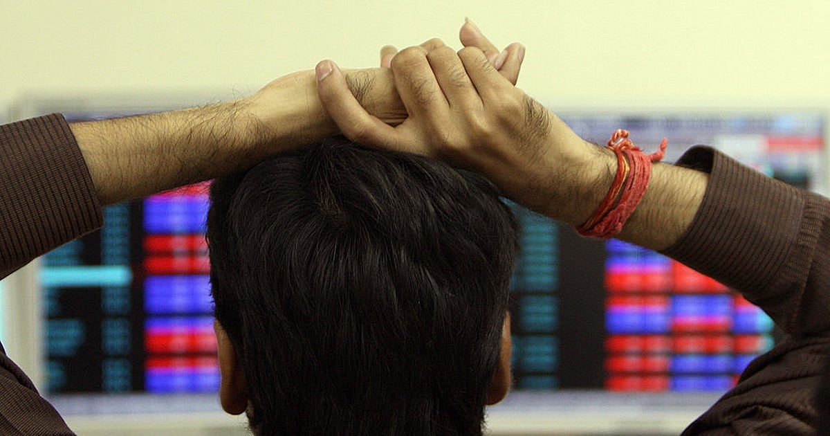 अर्थतंत्र की खबरें: शेयर बाजार में बड़ी गिरावट, तेजी पर लगा विराम और कच्चा तेल 100 डॉलर प्रति बैरल के करीब