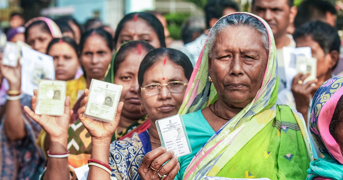 पश्चिम बंगाल चुनाव: दक्षिण 24 परगना जिले में 15 बूथों पर दोबारा वोटिंग, EVM से छेड़छाड़ के लगे थे आरोप