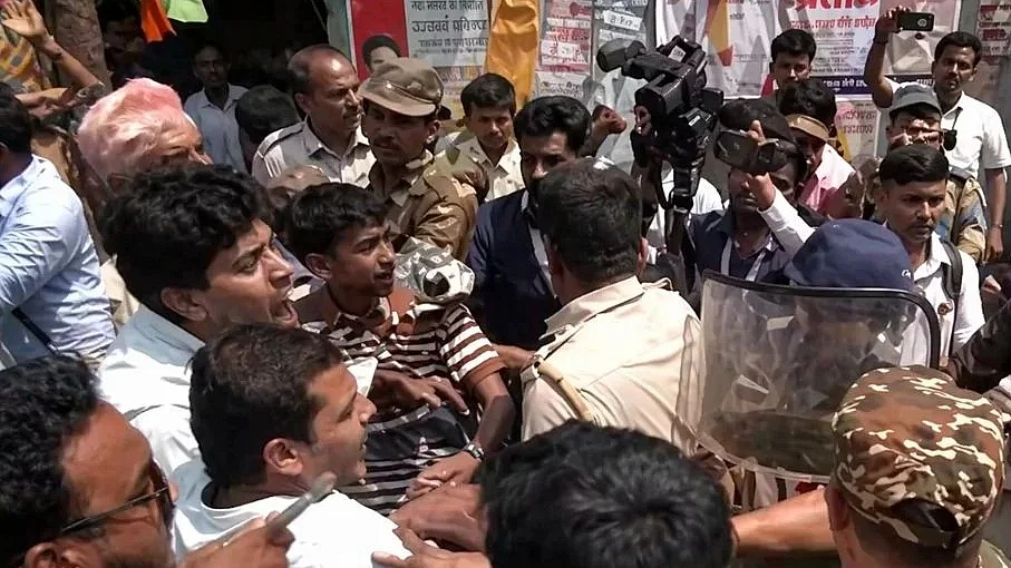 मुर्शिदाबाद में हुमायूं कबीर का विरोध (फोटो- सोशल मीडिया/ वीडियो ग्रैब)