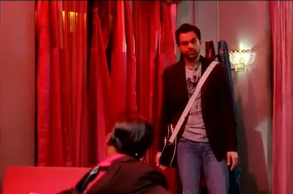 सिनेजीवन: पिता कमल हासन संग मतदान करने पहुंचीं श्रुति और बहन के जन्मदिन पर इमोशनल हुए सुनील शेट्टी