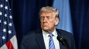 दुनिया की खबरें: ट्रंप फिर भड़के, होर्मुज पर बोट को उड़ा दो और नेपाल के राष्ट्रपति ने संसद सत्र बुलाए बिना किया स्थगित