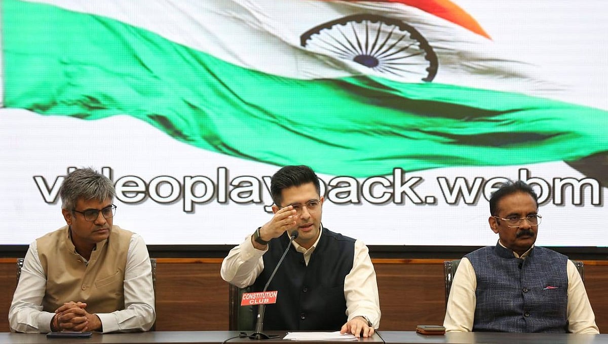 राघव चड्ढा ने 'आप' से दिया इस्तीफा, 7 सांसदों के साथ बीजेपी में जाने का किया ऐलान (फोटोः विपिन)