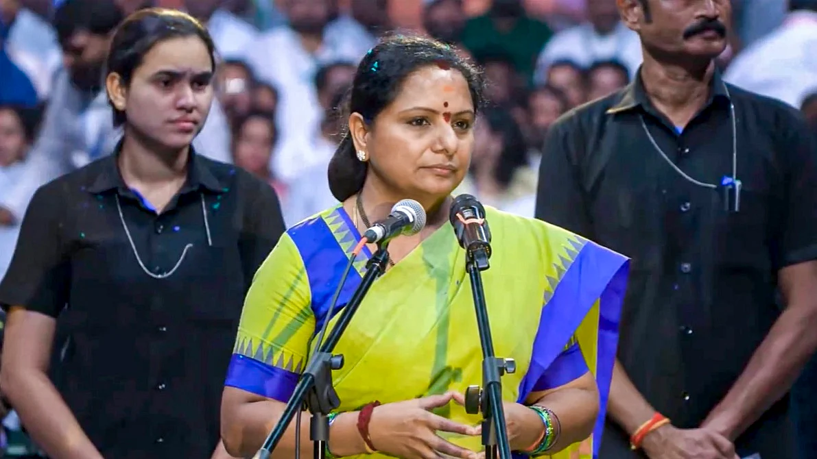 तेलंगाना में नए दल का ऐलान, केसीआर की बेटी के. कविता ने 'तेलंगाना राष्ट्र सेना' नाम से पार्टी की घोषणा की