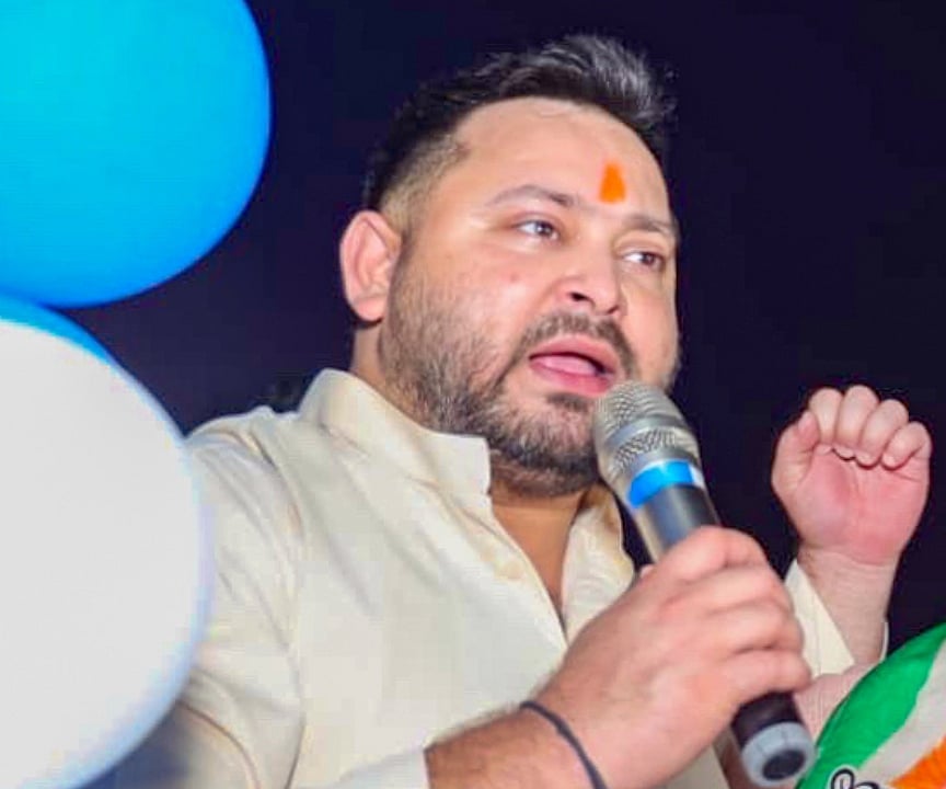 NDA सरकार पर जमकर बरसे तेजस्वी यादव