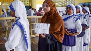 पश्चिम बंगाल चुनाव: दूसरे चरण में 3 बजे तक 78.68 प्रतिशत मतदान, ममता ने केंद्रीय बलों पर लगाए गंभीर आरोप